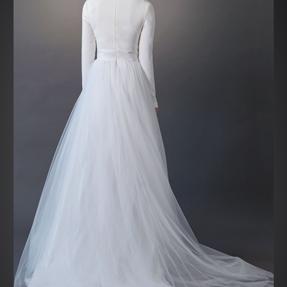 Lotus Threads Size 12 85053 Lucy Ivory Gown - Picture 2 of 6